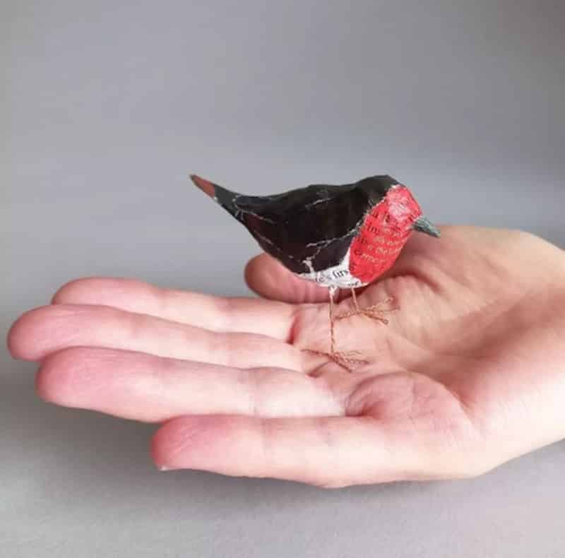 A papier-mâché Robin